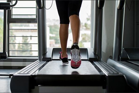 Running on a running tape