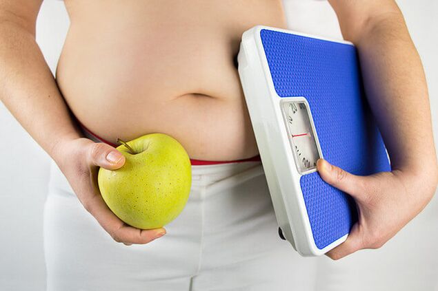 Preparing to lose weight includes weighing yourself and reducing daily calories. 